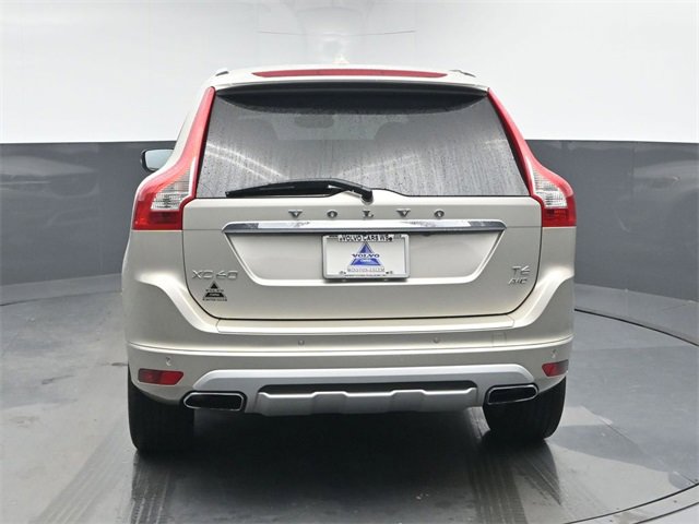 Used 2017 Volvo XC60 T6 Dynamic w/ Preferred Option Package image 7