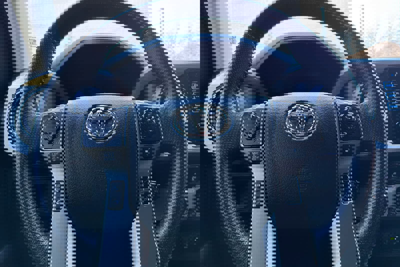 Used 2019 Toyota Tacoma SR5 image 24