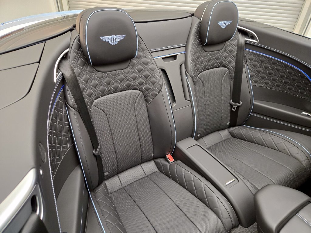 Certified 2023 Bentley Continental GT V8 AWD/4WD image 24