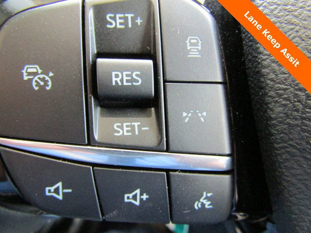 New 2025 Ford Escape SE w/ PHEV Premium Package image 14
