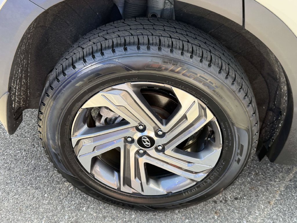 Certified 2023 Hyundai Santa Fe SEL AWD/4WD image 8
