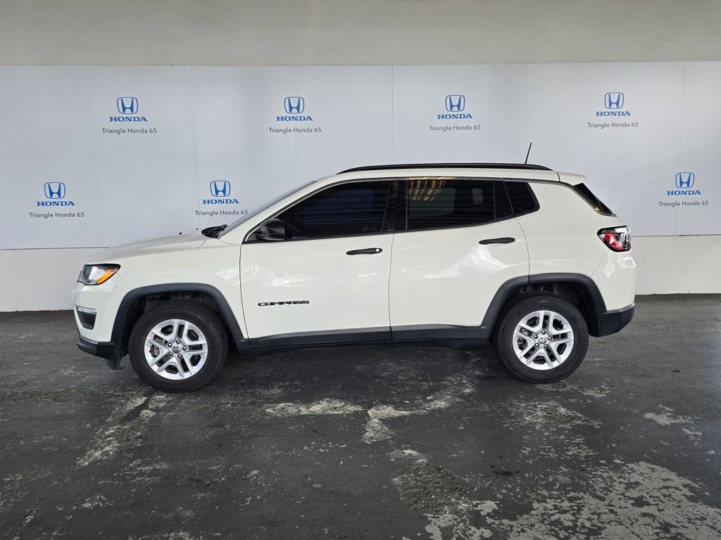 Used 2021 Jeep Compass Sport image 3
