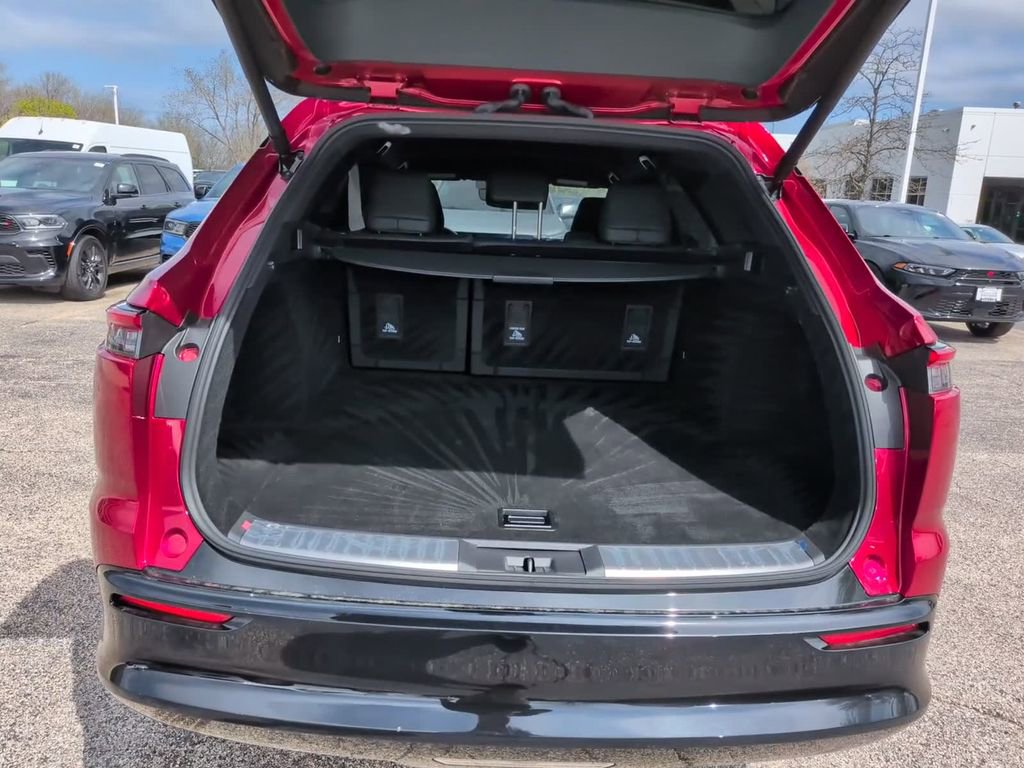 Used 2025 Toyota Crown Signia AWD/4WD image 12