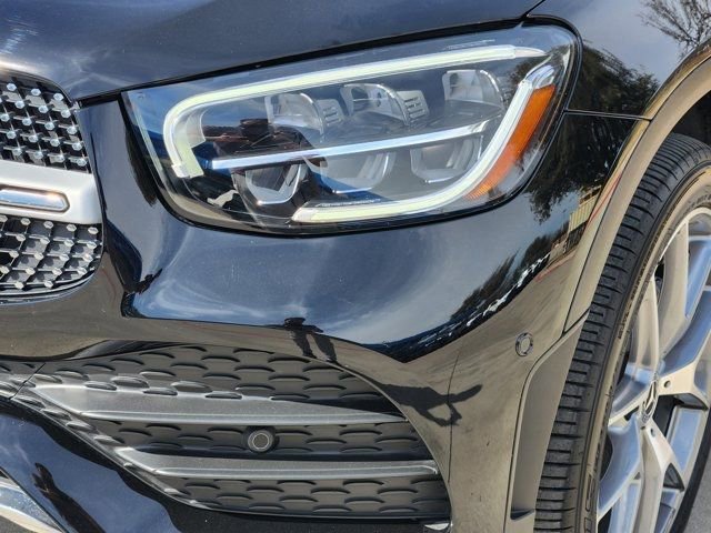 Used 2021 Mercedes-Benz GLC 300 4MATIC Coupe image 17