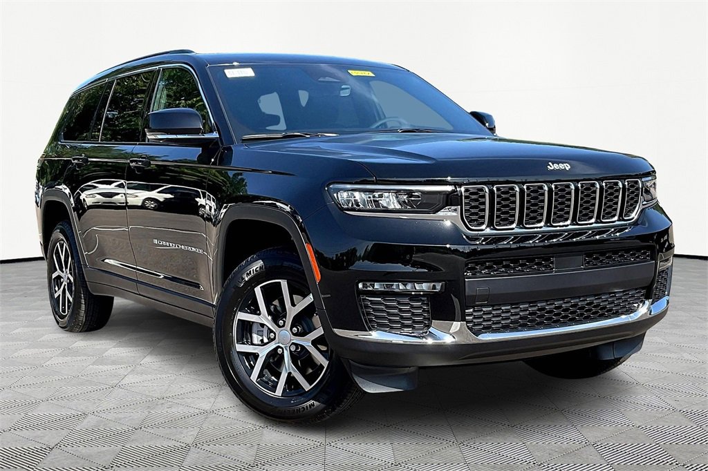 New 2025 Jeep Grand Cherokee L Limited w/ Trailer Tow Package image 1