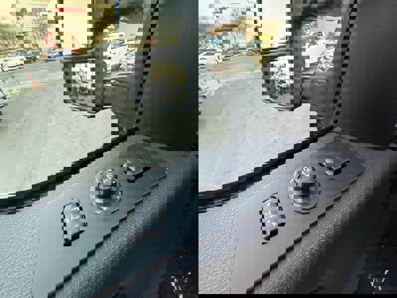 Used 2015 Ford F250 Platinum w/ FX4 Off-Road Package AWD/4WD image 25