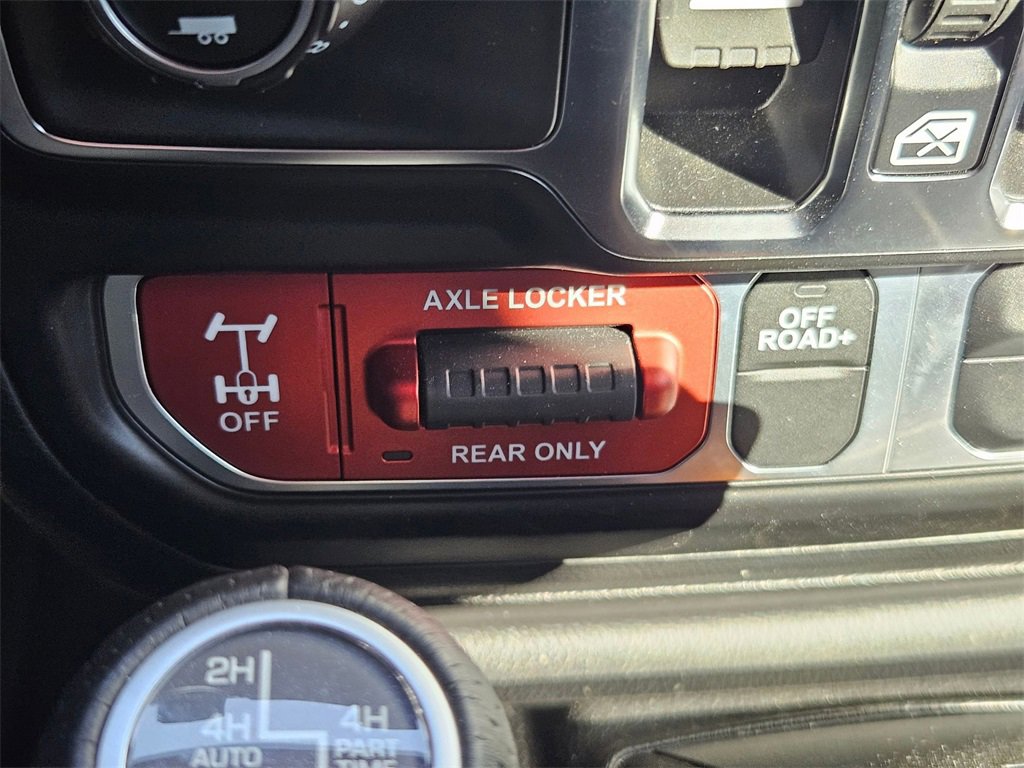 Used 2022 Jeep Gladiator Mojave w/ Trailer Tow Package image 32