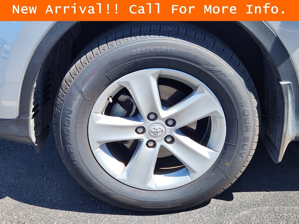 Used 2014 Toyota RAV4 XLE AWD/4WD image 9