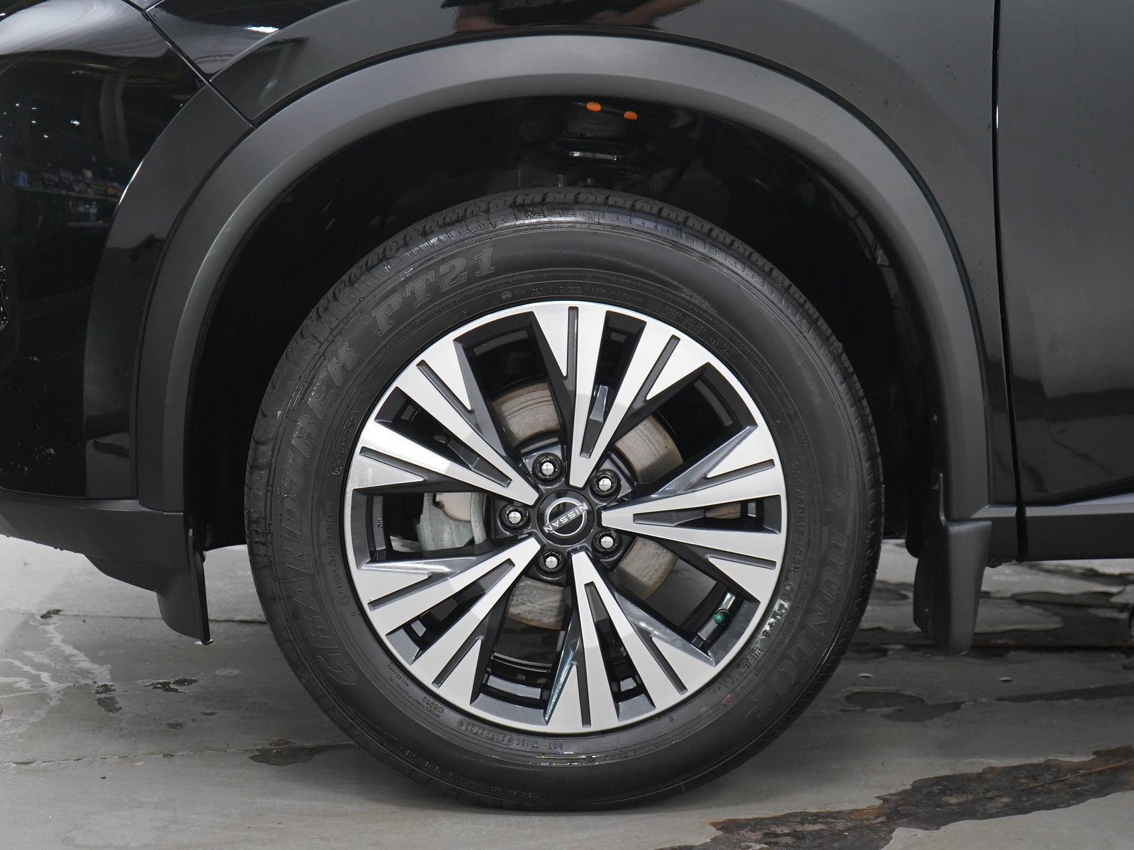 Used 2023 Nissan Rogue SV w/ SV Premium B Package AWD/4WD image 31