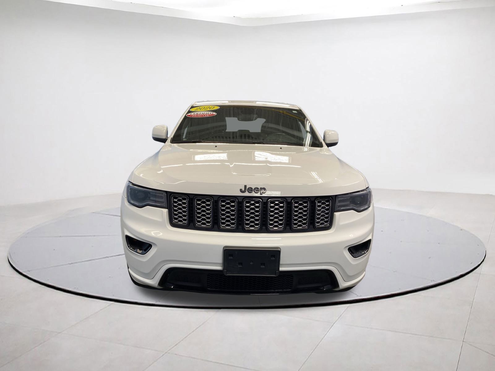 Certified 2020 Jeep Grand Cherokee Altitude image 2