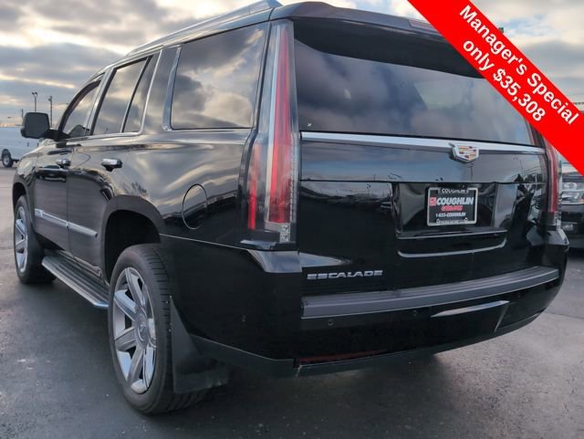 Used 2019 Cadillac Escalade Premium Luxury image 5