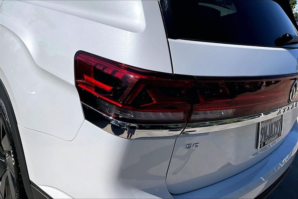 Certified 2026 Volkswagen Atlas SE w/ Panoramic Sunroof Package FWD image 29