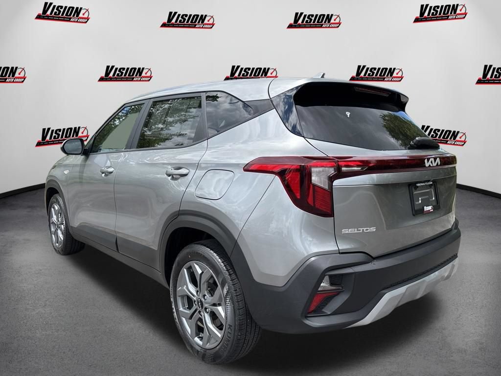 Certified 2024 Kia Seltos LX AWD/4WD image 9