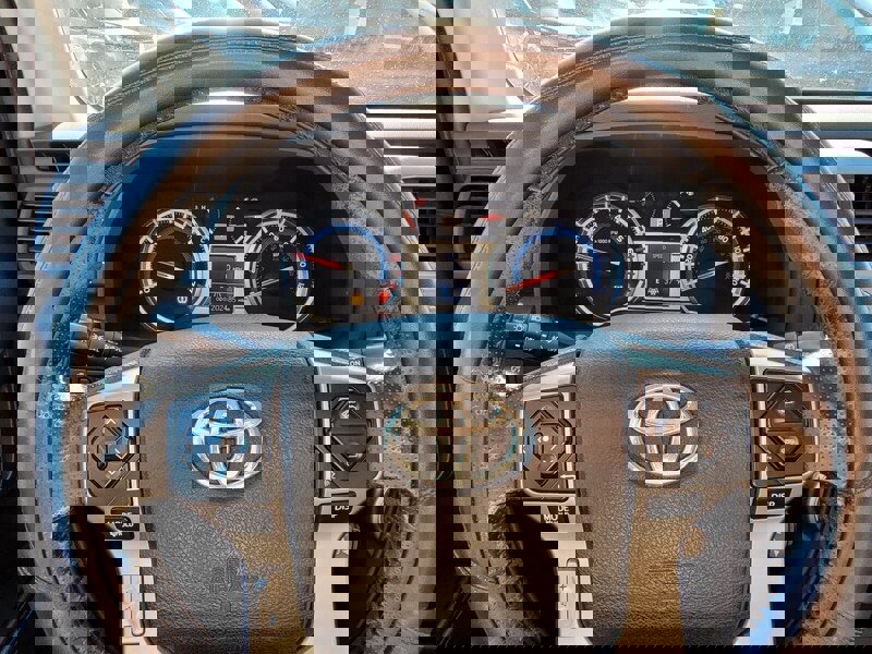 Used 2015 Toyota 4Runner SR5 image 24