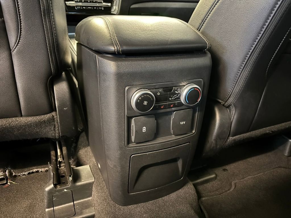 Used 2023 Ford Explorer Limited image 22