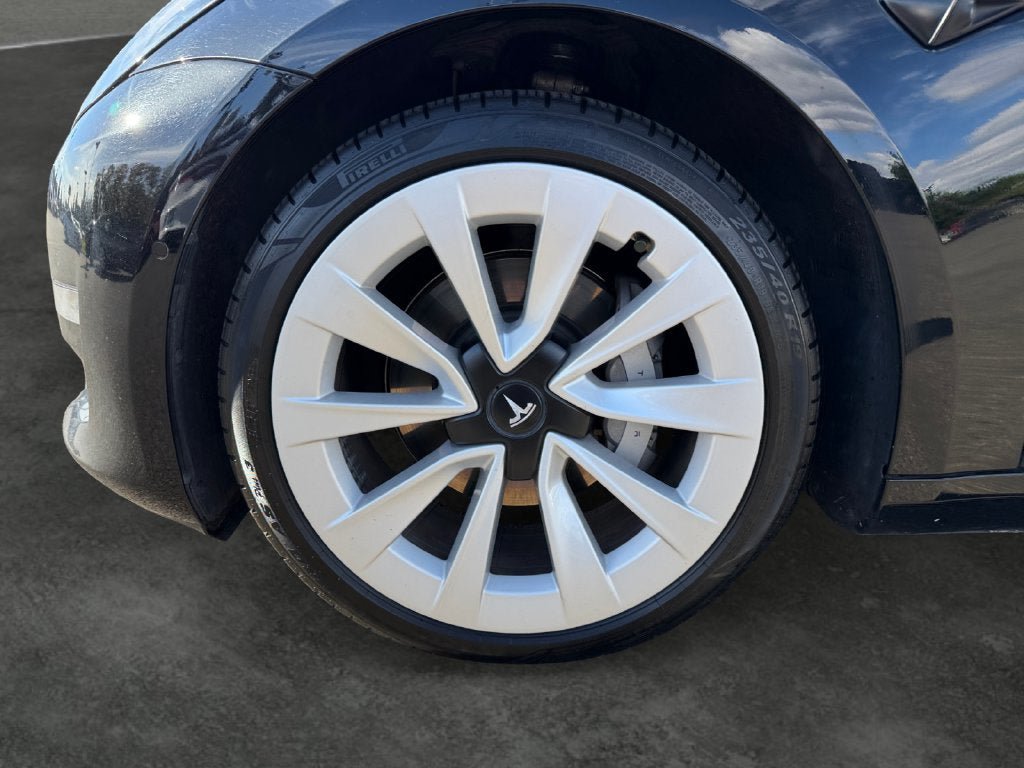 Used 2021 Tesla Model 3 Long Range AWD/4WD image 4