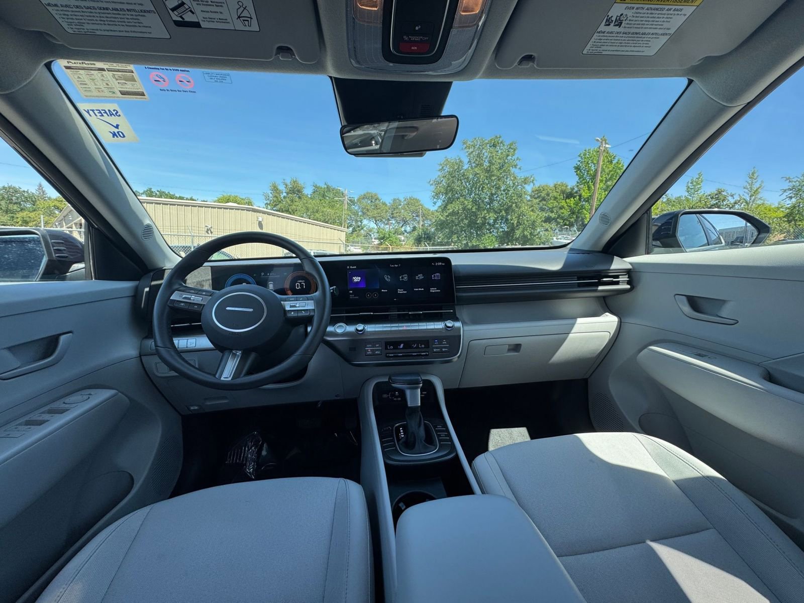 Used 2025 Hyundai Kona SEL image 34