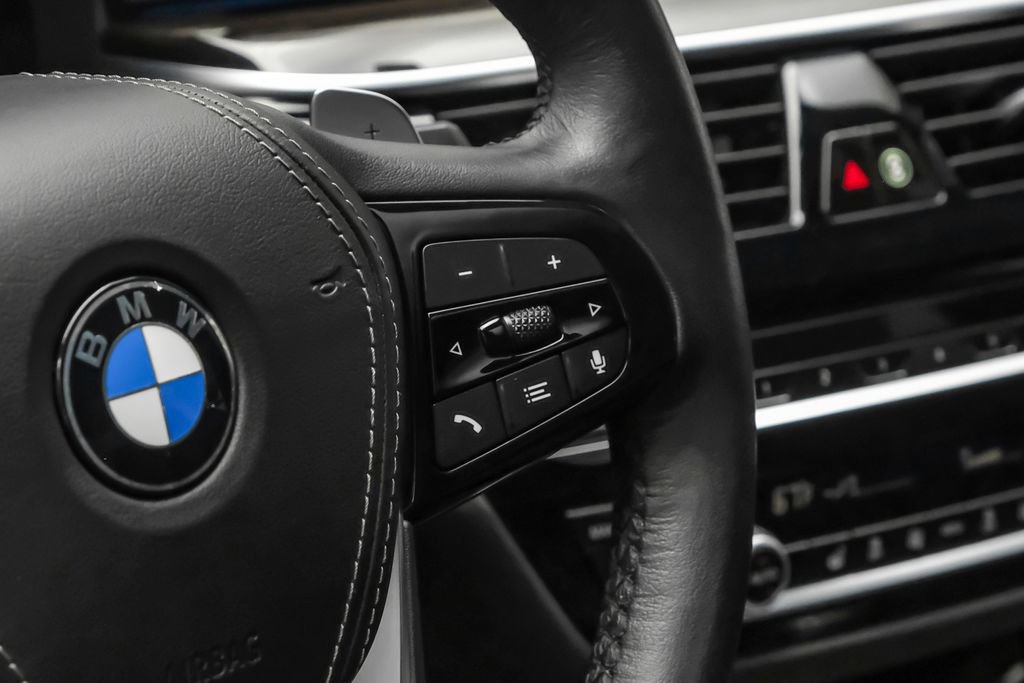 Used 2023 BMW 530i w/ Premium Package RWD image 24