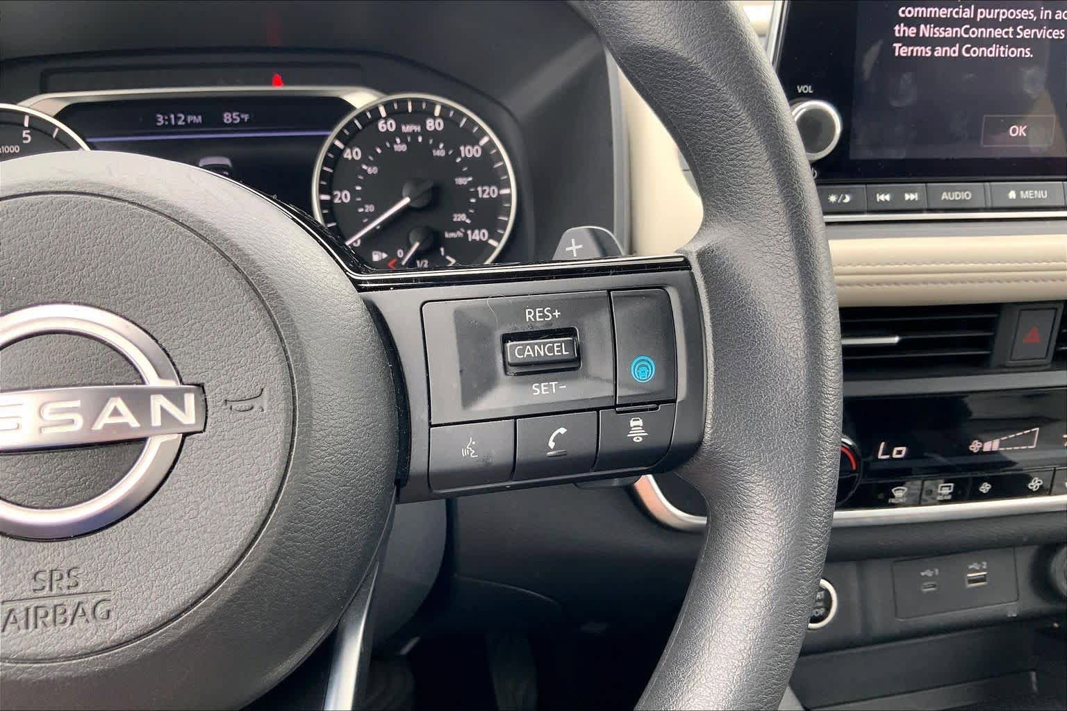 Used 2023 Nissan Rogue SV AWD/4WD image 24