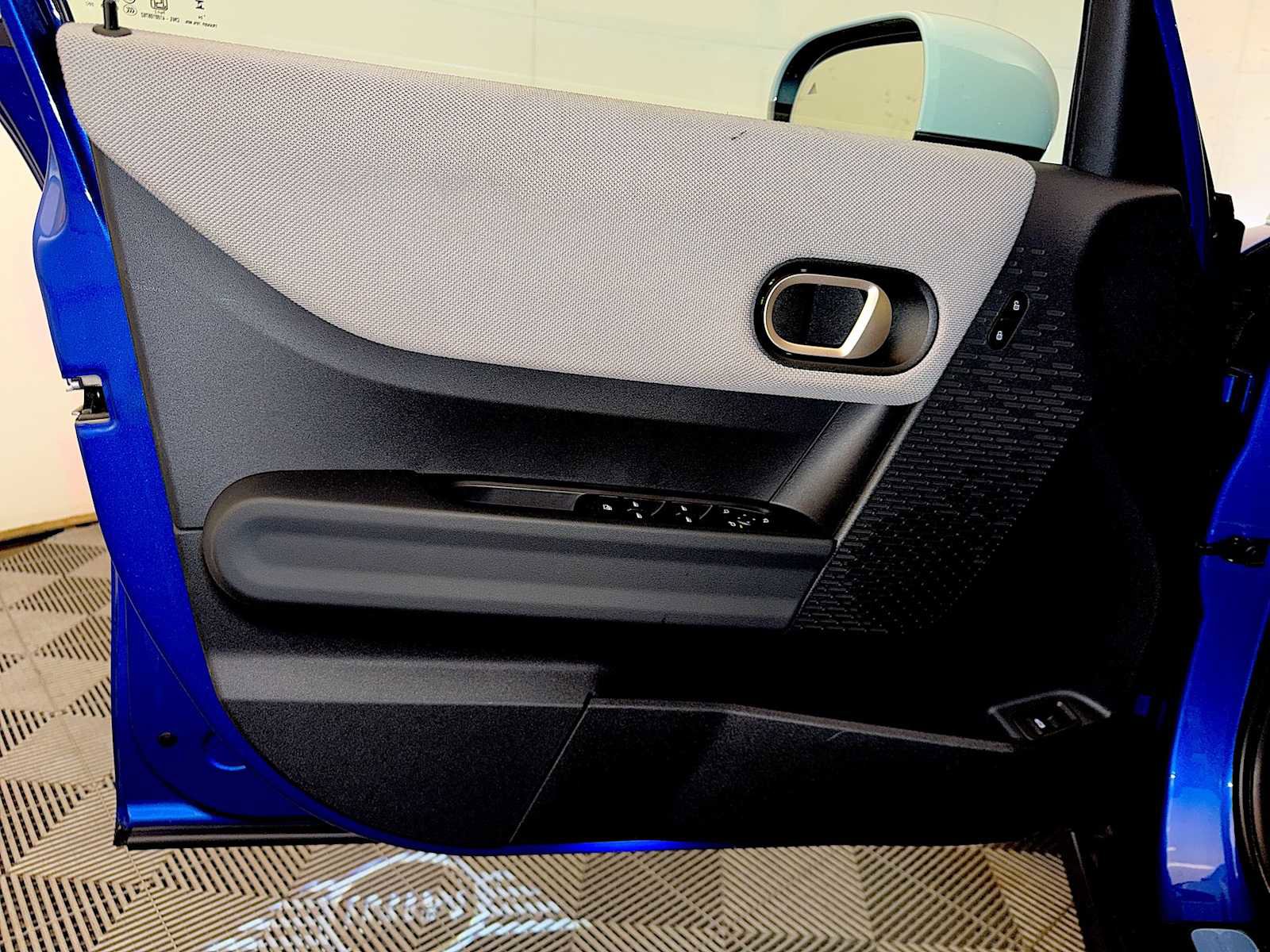 Certified 2025 MINI Cooper S image 11