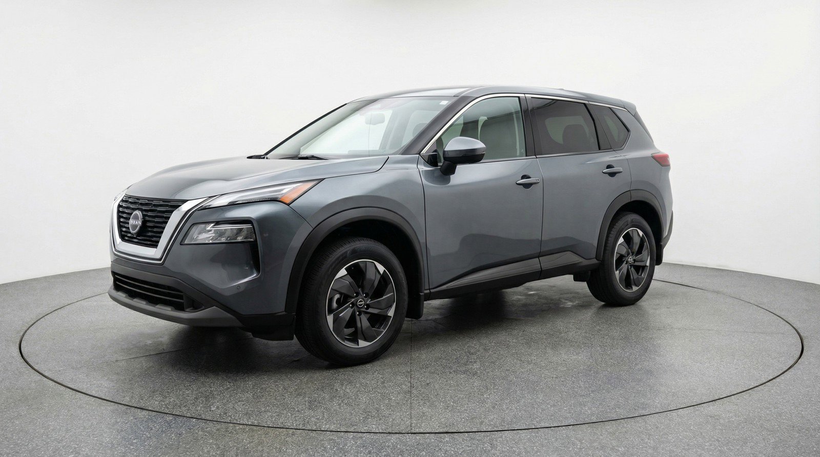 Used 2025 Nissan Rogue SV image 3