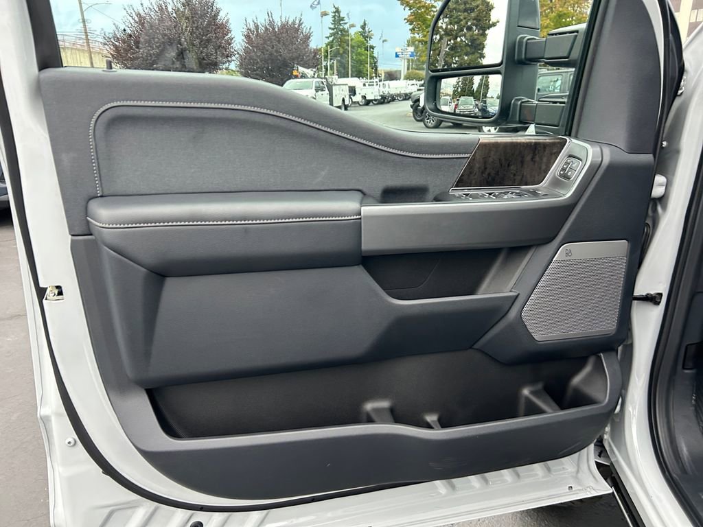 New 2026 Ford F350 Lariat image 22
