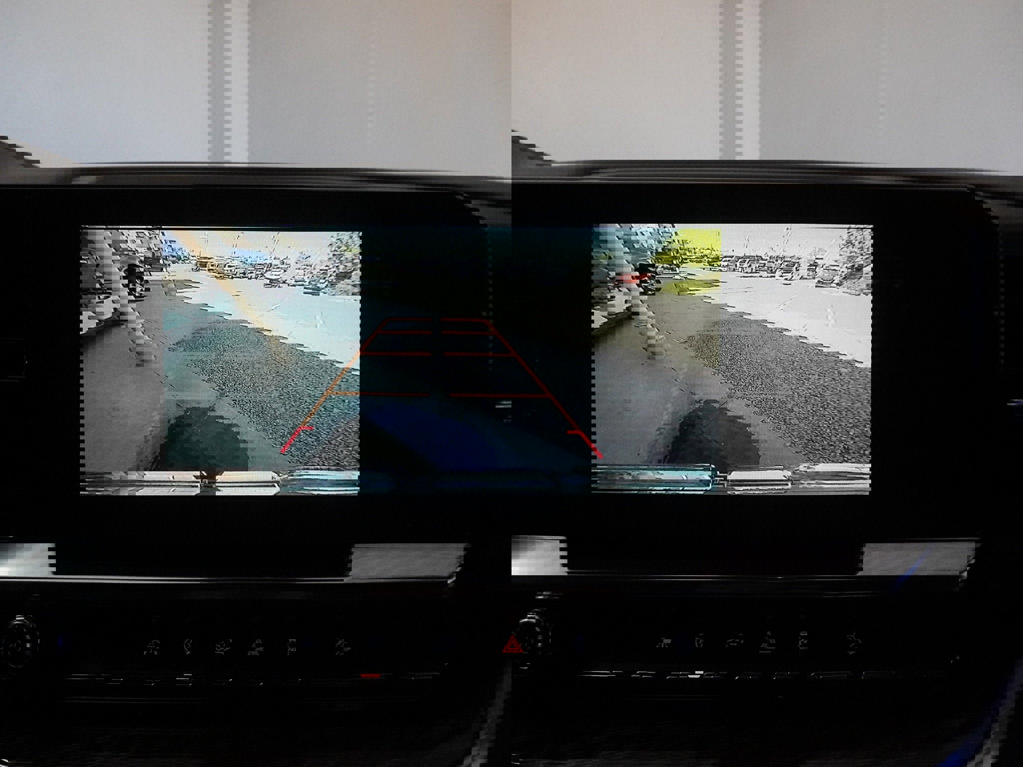 Used 2025 GMC Sierra 1500 Elevation w/ Preferred Package AWD/4WD image 33