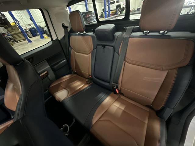 Certified 2023 Ford Maverick Lariat w/ Lariat Luxury Package AWD/4WD image 30