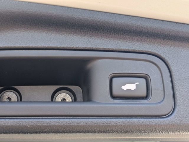 Used 2022 Honda Pilot Black Edition image 13