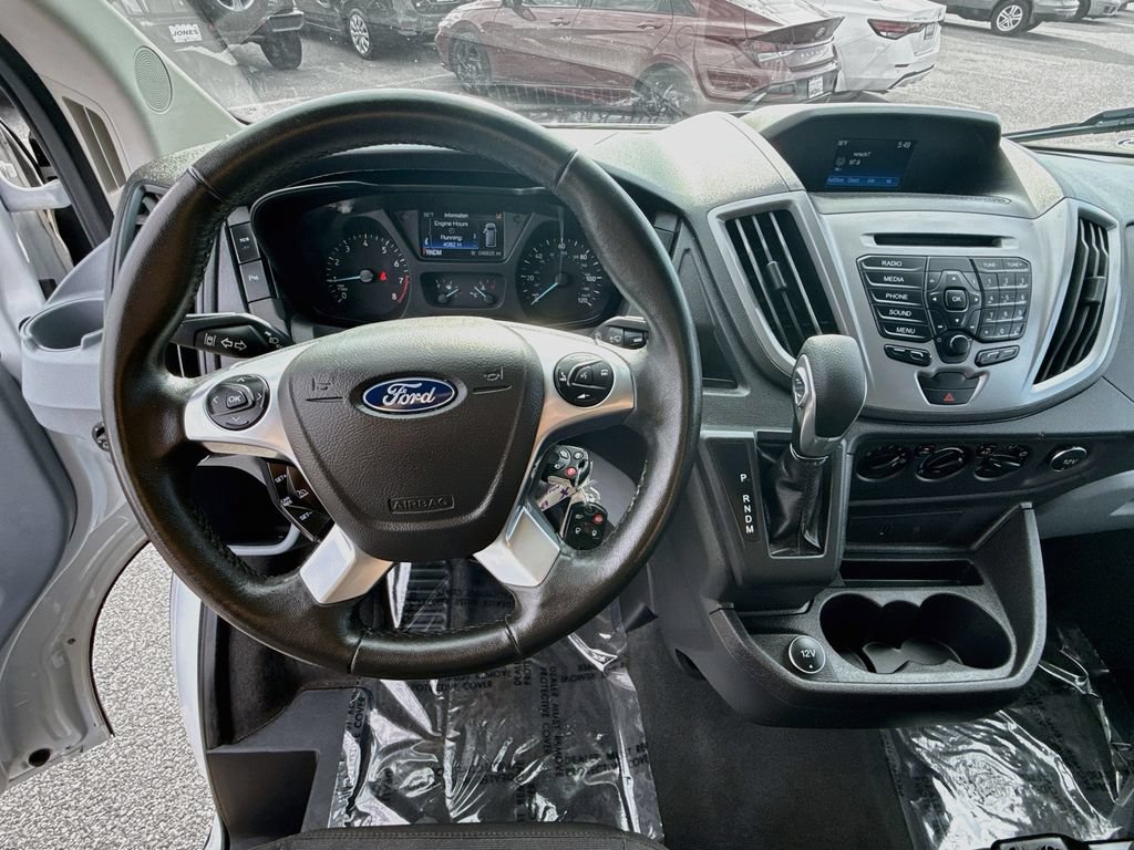 Used 2019 Ford Transit 150 XLT RWD image 3
