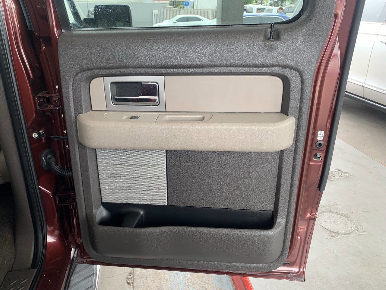 Used 2010 Ford F150 XL RWD image 12