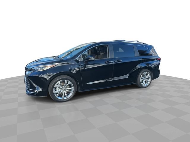 Used 2022 Toyota Sienna Platinum image 4