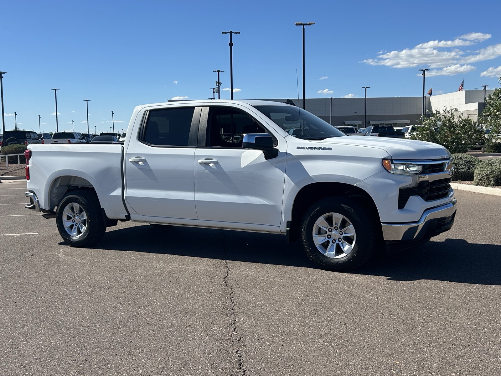 Certified 2025 Chevrolet Silverado 1500 LT RWD image 7