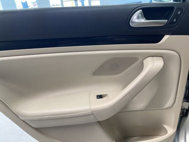 Used 2012 Volkswagen Jetta SE image 23