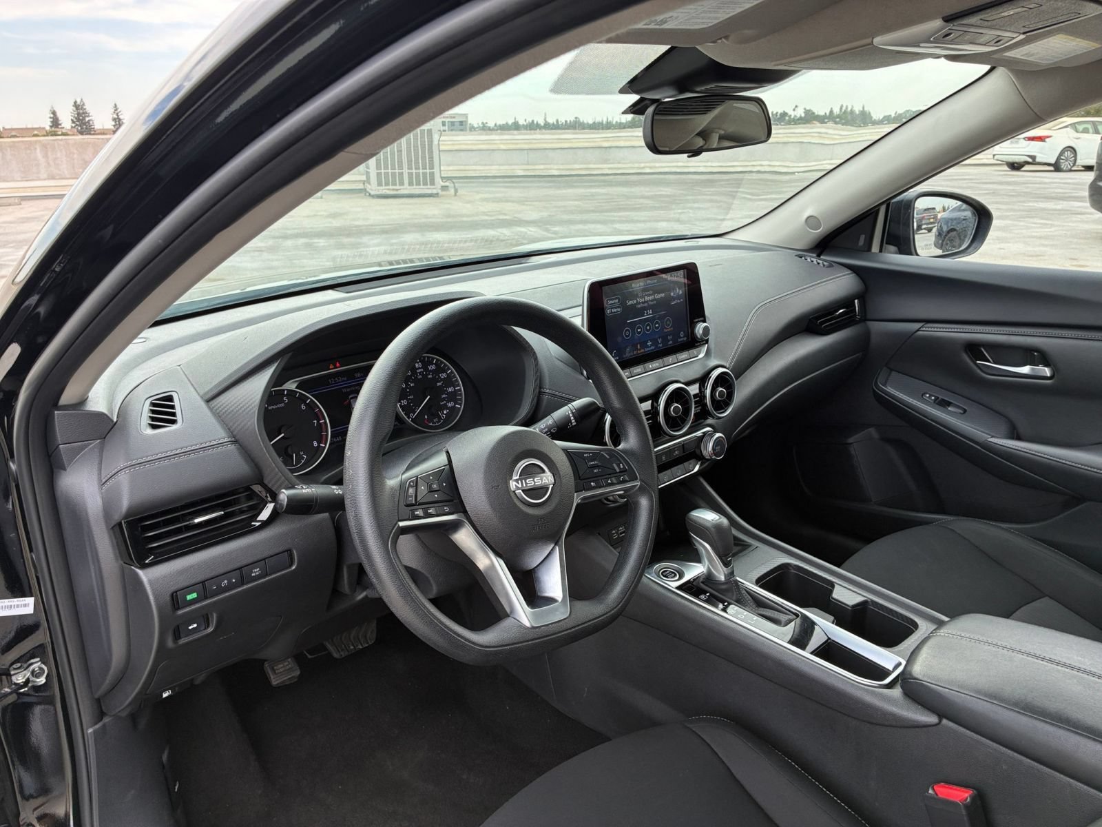 Used 2025 Nissan Sentra SV FWD image 31
