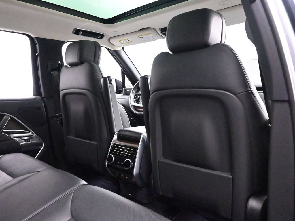 Used 2024 Land Rover Range Rover SE AWD/4WD image 22