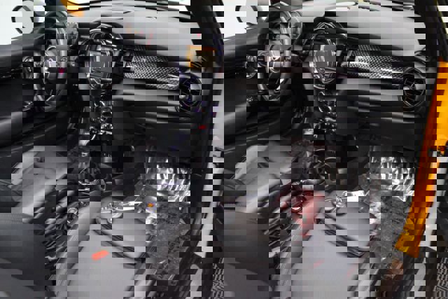 Used 2016 MINI Cooper S image 23