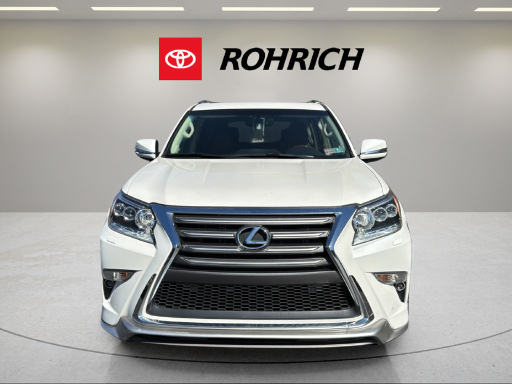 Used 2017 Lexus GX 460 Luxury w/ Sport Design Package AWD/4WD image 2