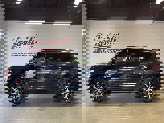 Used 2024 Jeep Grand Cherokee L Limited w/ Luxury Tech Group II image 1