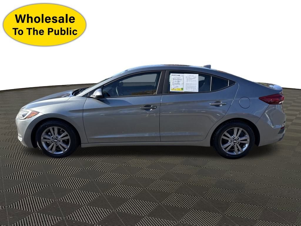 Used 2017 Hyundai Elantra SE video 2