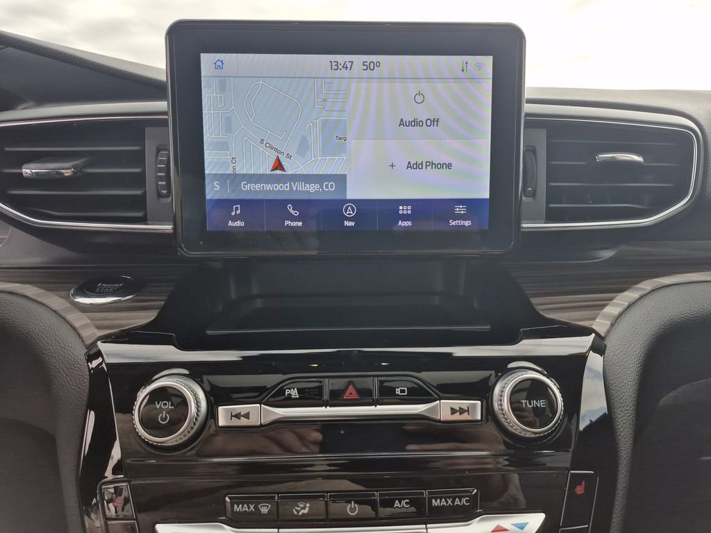 Used 2022 Ford Explorer Limited w/ Equipment Group 301A image 9