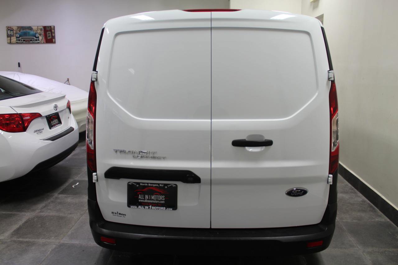 Used 2023 Ford Transit Connect XL image 5