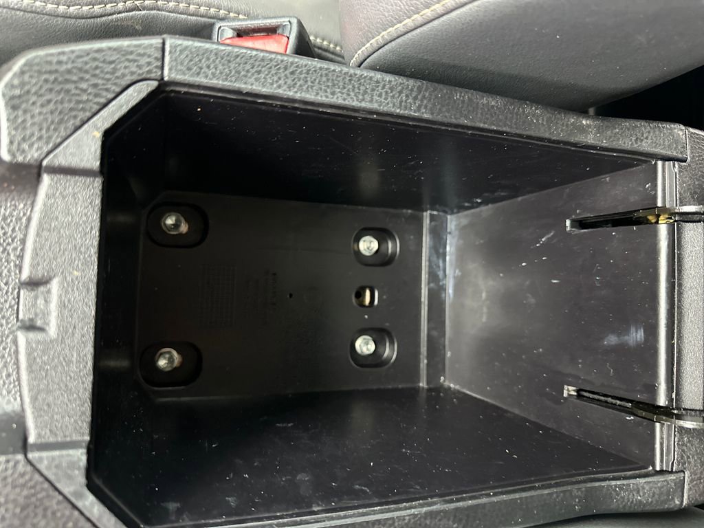 Used 2013 Toyota RAV4 Limited image 25