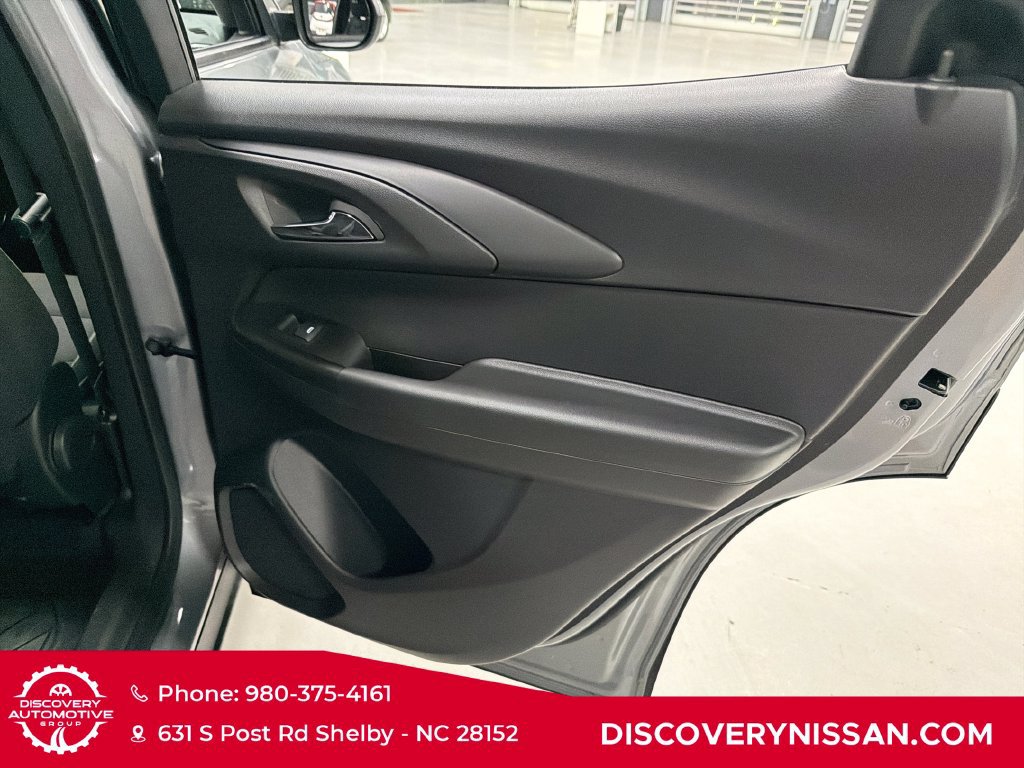 Used 2024 Chevrolet TrailBlazer LT w/ Driver Confidence Package FWD image 35
