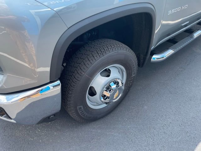 New 2026 Chevrolet Silverado 3500 LT image 4