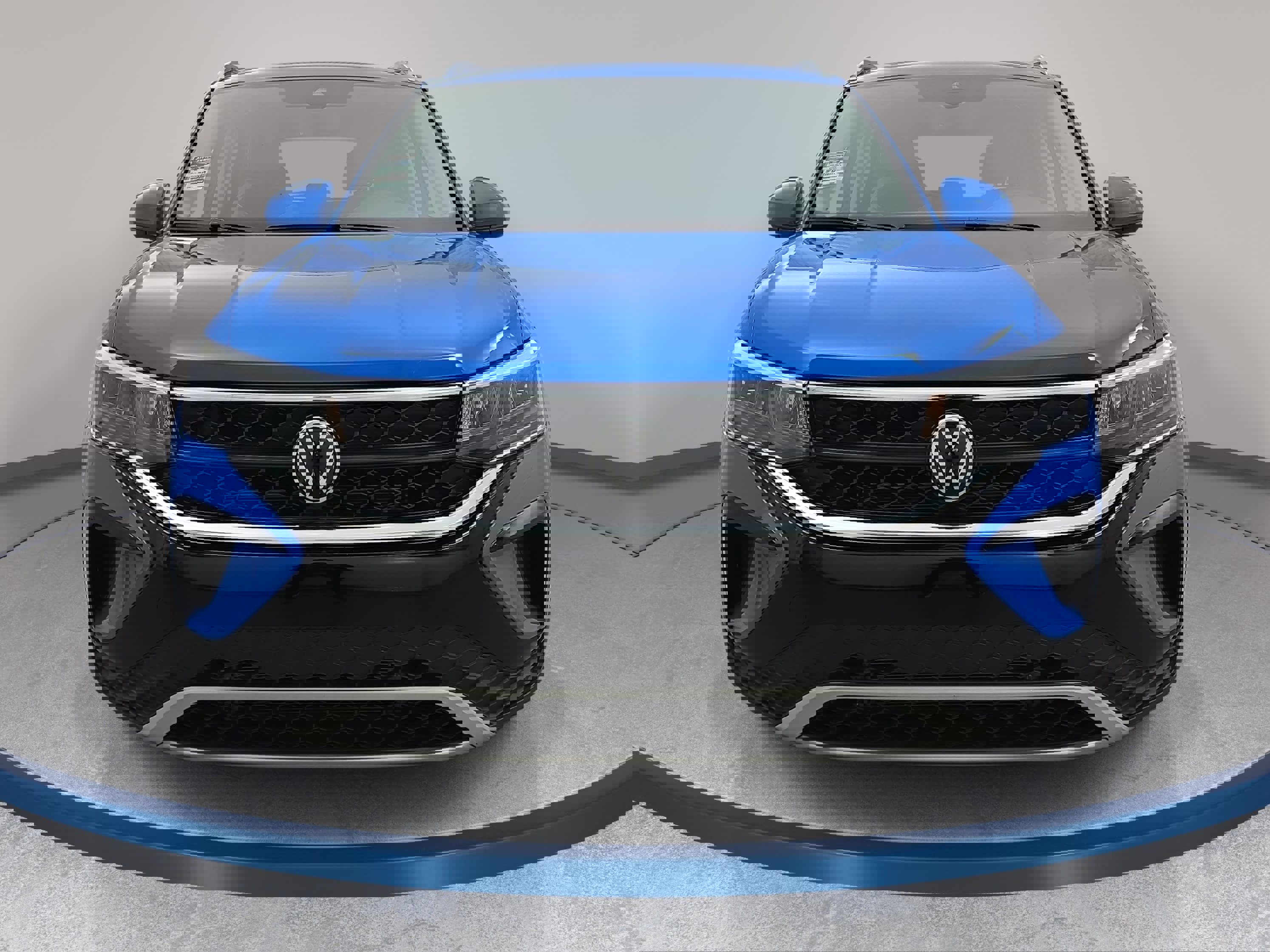 Certified 2024 Volkswagen Taos SE w/ Panoramic Sunroof Package image 2