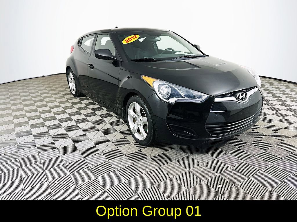 Used 2012 Hyundai Veloster image 3