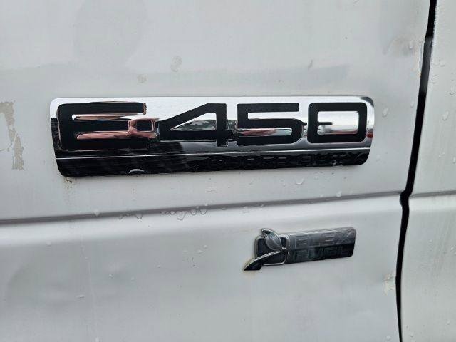 Used 2012 Ford E-450 and Econoline 450 Super Duty image 31