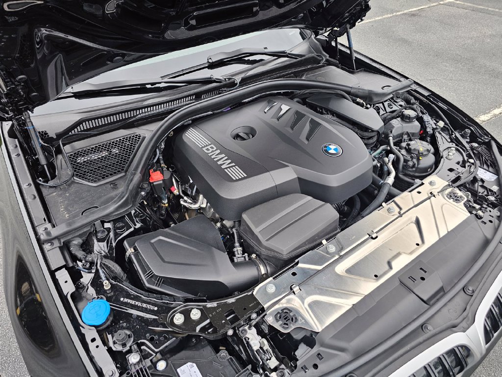 New 2026 BMW 330i Sedan RWD image 27