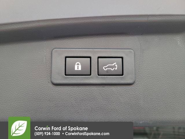 Used 2024 Subaru Outback Premium image 21